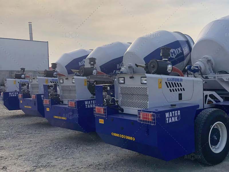 Self Loading Mixers